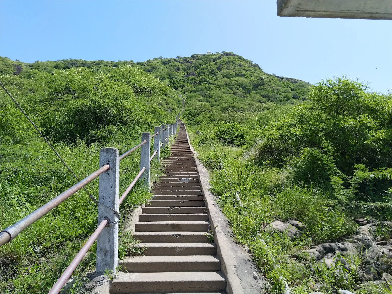 Dhinodhar Hills