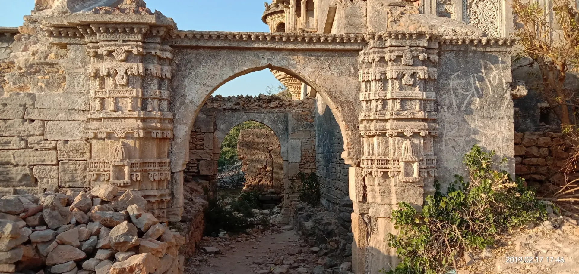 Signature Landmarks & Experiences